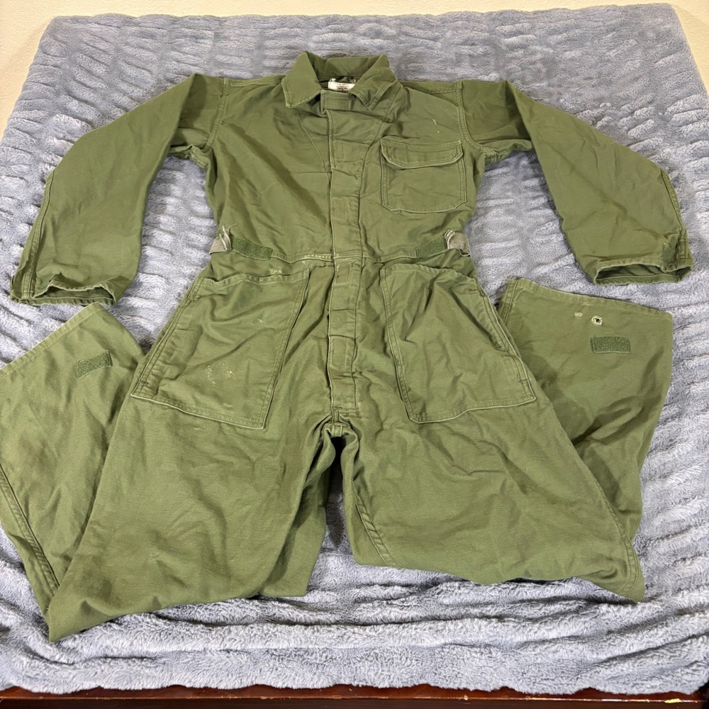 Vintage 1992 US Military Cotton Sateen Type I Coveralls Vanderbilt Small Green